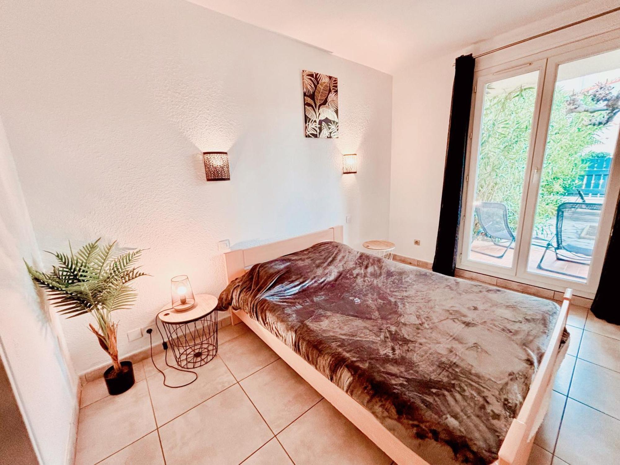 Appartement Calme Avec Jardin Privatif - 3 - Canet-en-Roussillon Bagian luar foto