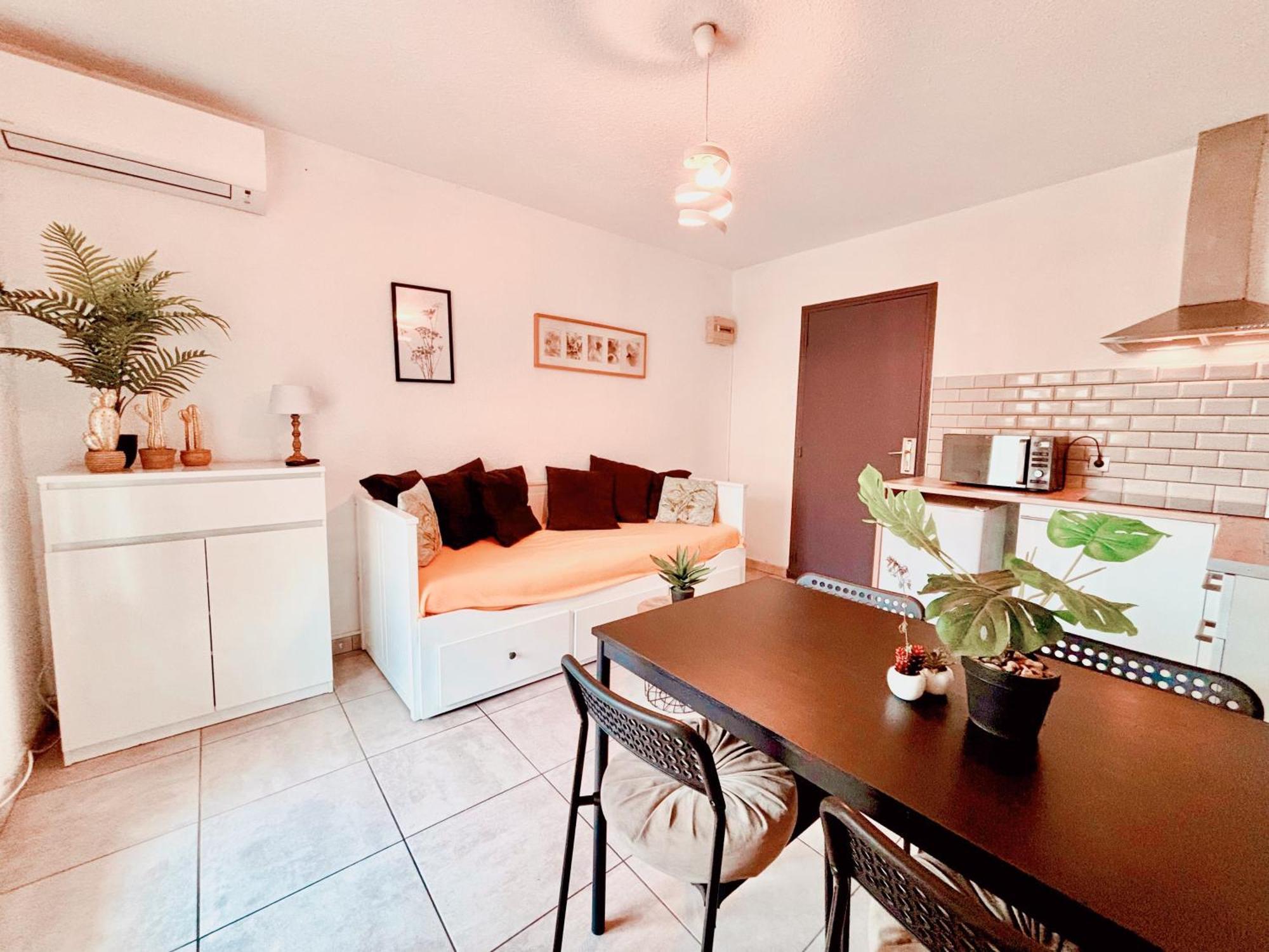 Appartement Calme Avec Jardin Privatif - 3 - Canet-en-Roussillon Bagian luar foto